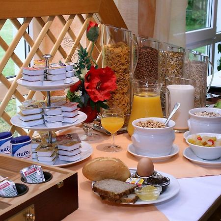 Apart Hotel Weimar Bagian luar foto