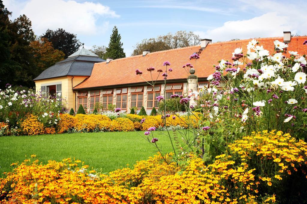 Apart Hotel Weimar Bagian luar foto