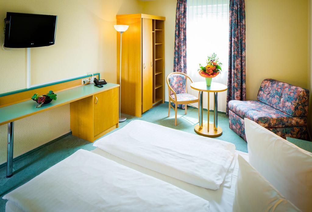 Apart Hotel Weimar Bagian luar foto