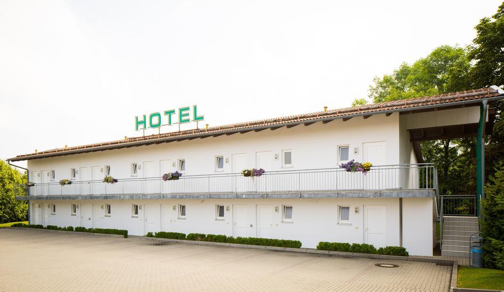 Apart Hotel Weimar Bagian luar foto