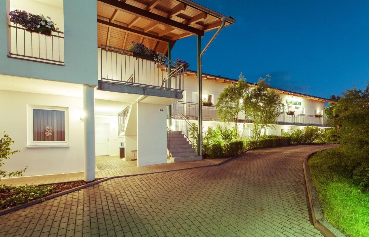 Apart Hotel Weimar Bagian luar foto