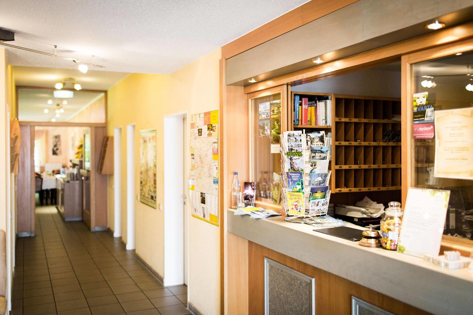 Apart Hotel Weimar Bagian luar foto