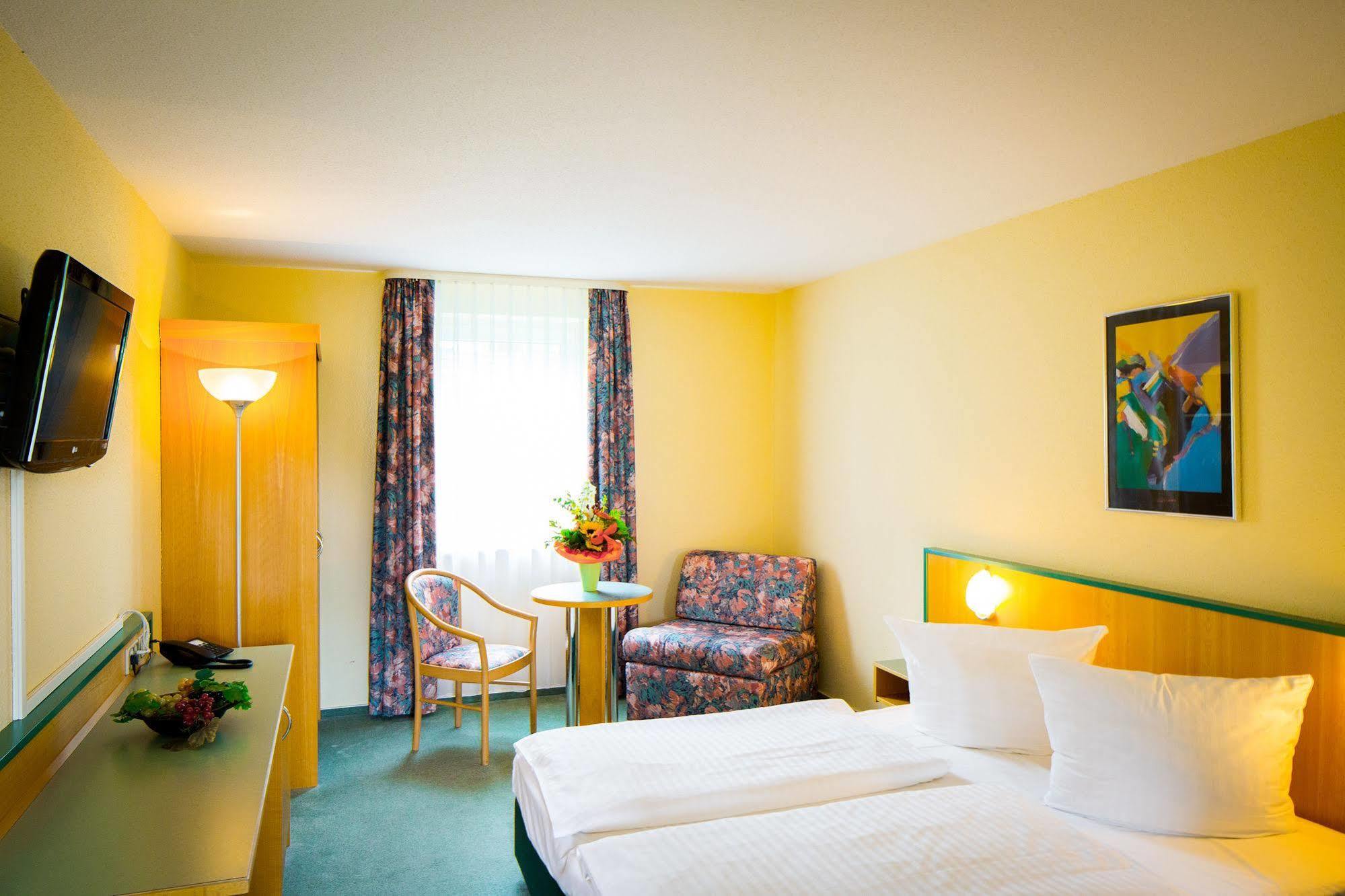 Apart Hotel Weimar Bagian luar foto